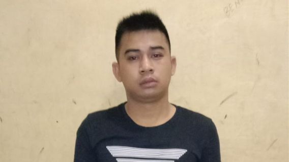Acquaintance Through MiChat, Man Claims To Be A TNI Member Bringing A Dating Friend's Motorcycle