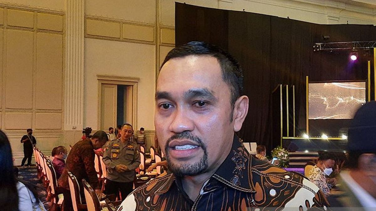 نائب رئيس اللجنة الثالثة لمجلس النواب في جمهورية إندونيسيا يطلب من PPATK التحقيق في عائدات TPPU المزعومة لجرائم GFC التي تتدفق إلى الأحزاب السياسية  