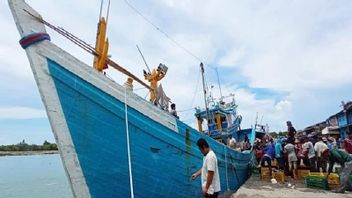 28アチェネーゼ漁師がタイ王の誕生日に恩赦を受ける