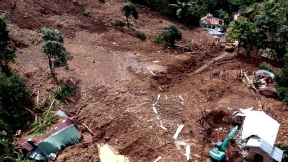 Belasan Rumah Terdampak Tanah Longsor di Toraja