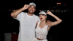 Travis Kelce Kenalkan Taylor Swift Sebagai Tunangan: Masih Merinding