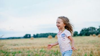 خصائص الطفولة الإناث ، التغييرات التي يحتاج الآباء إلى معرفتها
