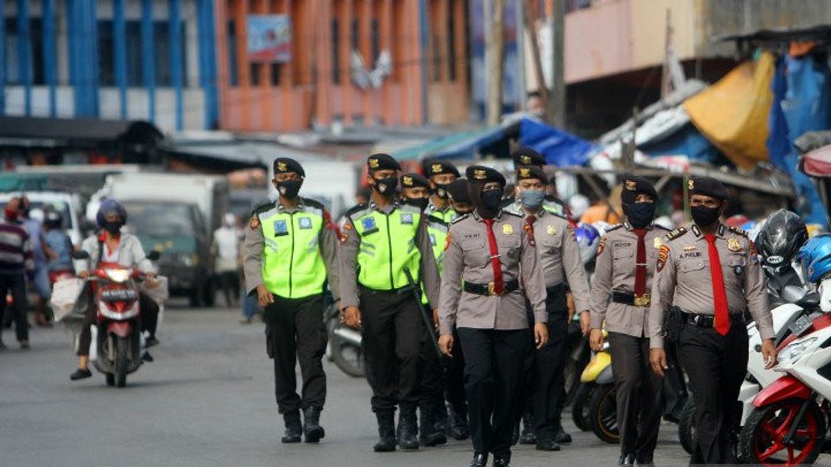شرطة جاوة الغربية الإقليمية ترحب بعيد الميلاد ورأس السنة الجديدة: نشر 260 ألف ضابط وإنشاء 326 مركزا أمنيا
