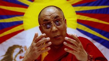 1935年7月6日，达赖喇嘛诞生，成为中国历史上最伟大的