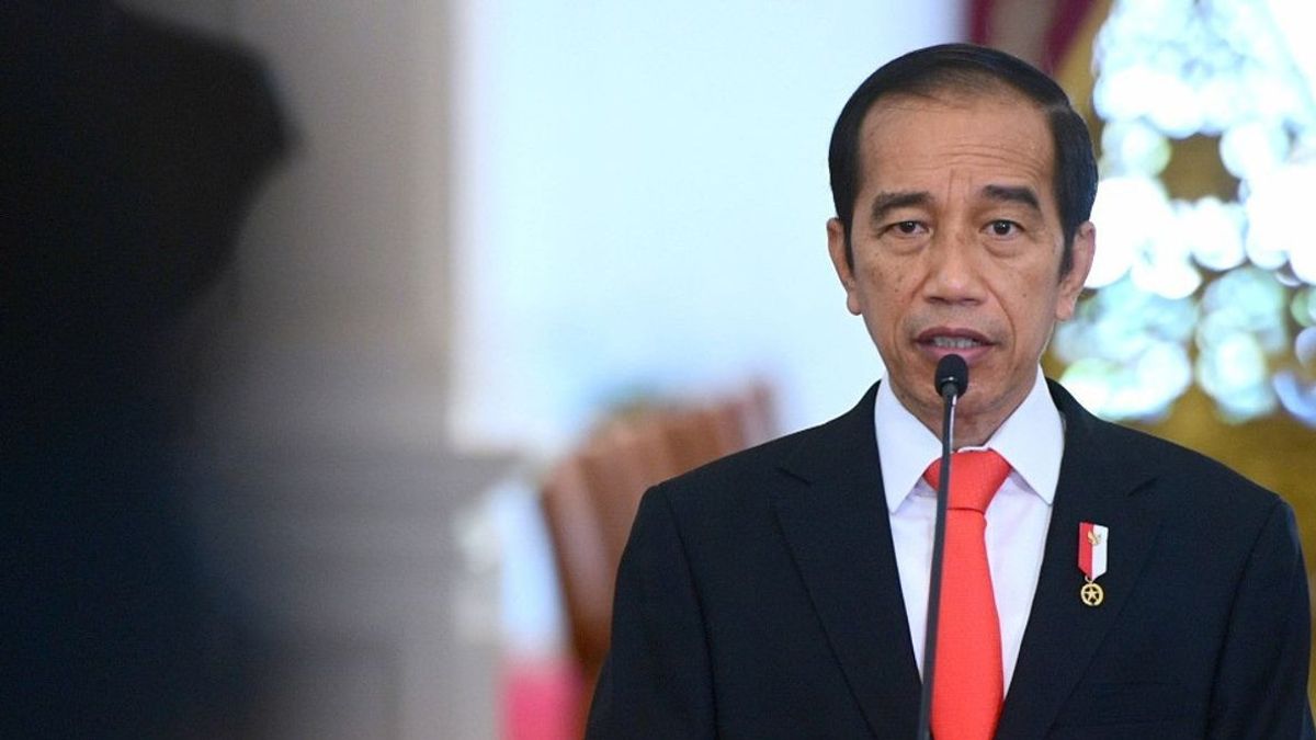 PPKM Level 4 Diperpanjang, Jokowi Ingatkan Penyaluran Bansos Segera Dilakukan