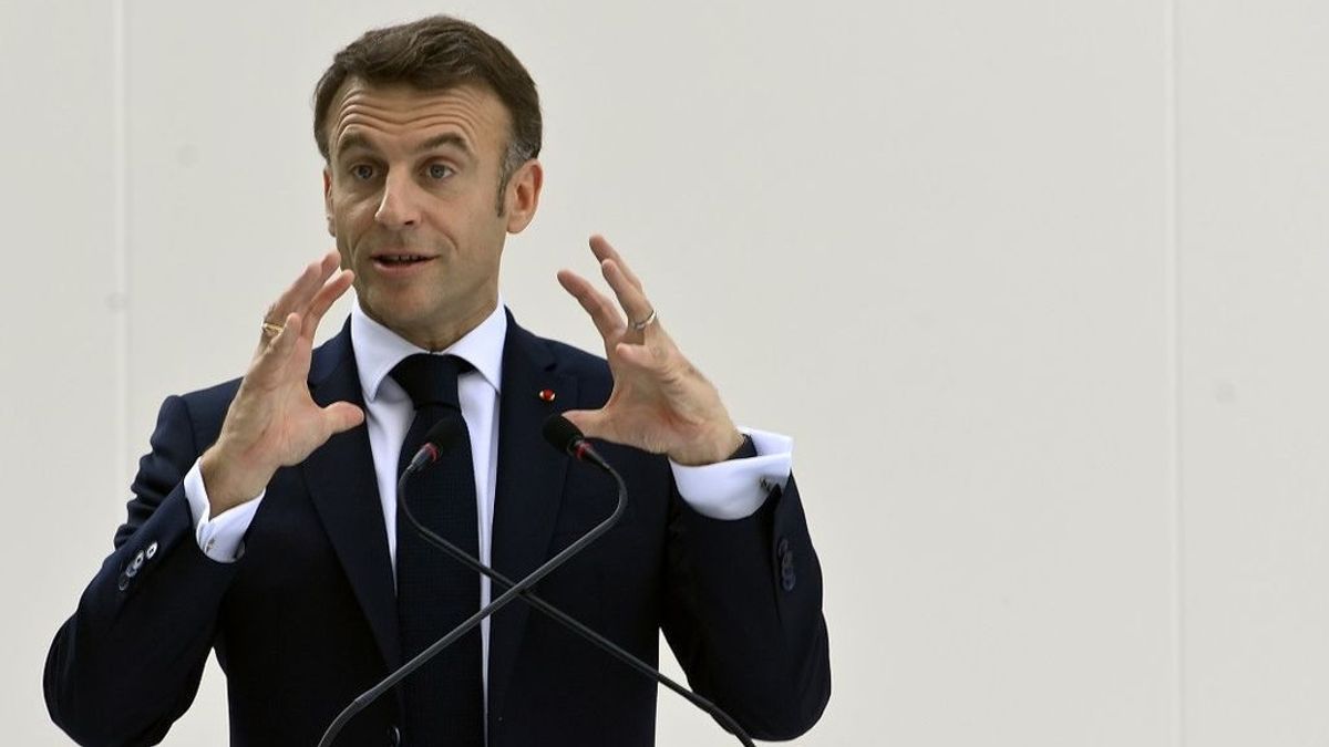 Opposition Political Parties Push Macron To Follow In The Footsteps Of French PM Lecornu Undur