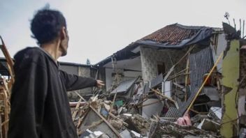 回答PMK协调部长关于Cianjur需要医生的问题，Muhammadiyah向地震灾区派遣骨科专家