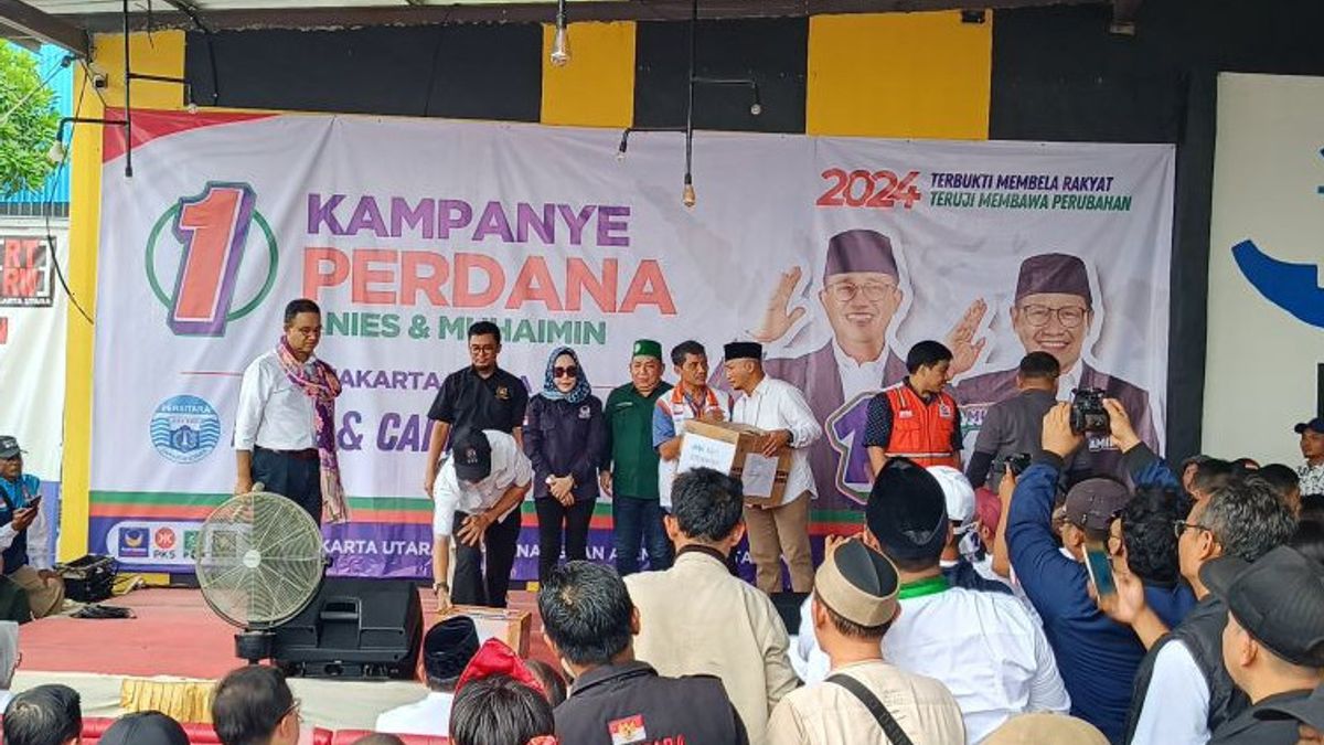 Anies Given A Receh Money Donation From Jakut Residents For Struggle Capital