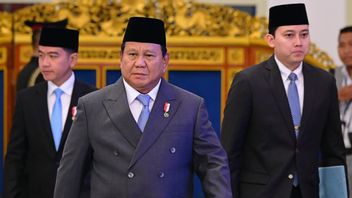 Le président Prabowo assiste au serment des membres de la Commission judiciaire pour le mandat 2025-2030