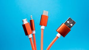  Kabel USB Type-C Bakal Dukung Pengisian Daya Hingga 240 Watt