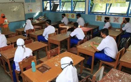 Simak Daftar Sekolah di Jakarta yang Besok Kembali Belajar Tatap Muka