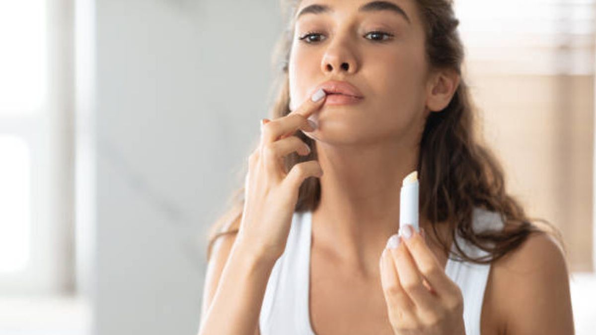 9 Types Of Cosmetic Products That Are Actually Not Too Needed