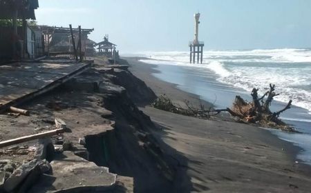 Gelombang Tinggi, Ratusan Nelayan Pantai Selatan Cianjur Berhenti Melaut