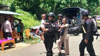 Des centaines de personnes ont été évacuées à la suite des émeutes à Halmahera, commençant à être rapatriées