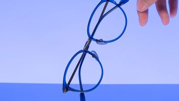 Cases Of Far Ramun And Near Ramun Rise, Choosing Stylish And Functional Glasses