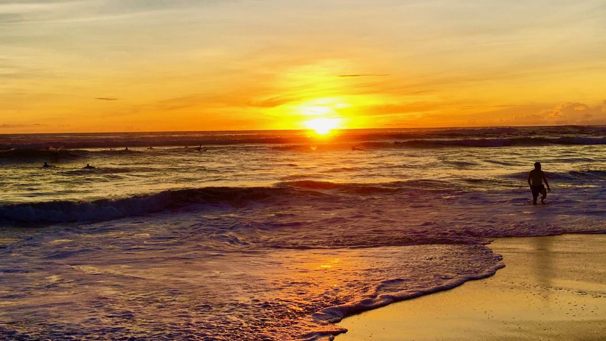 Pantai Batu Belig: Lokasi, Harga Tiket, dan Daya Tariknya