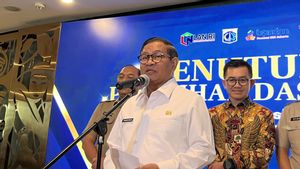 Pramono Imbau Warga Gunakan Transportasi Umum Saat Perayaan Tahun Baru 2026 