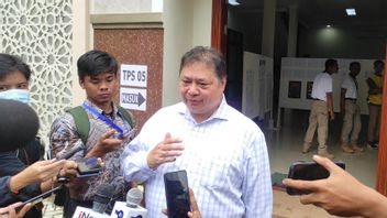 Airlangga否认政府不让社会事务部长参与社会援助分配