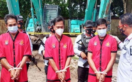 Tiga Penambang Emas Ilegal Bersenjata Api di Kalteng Ditangkap