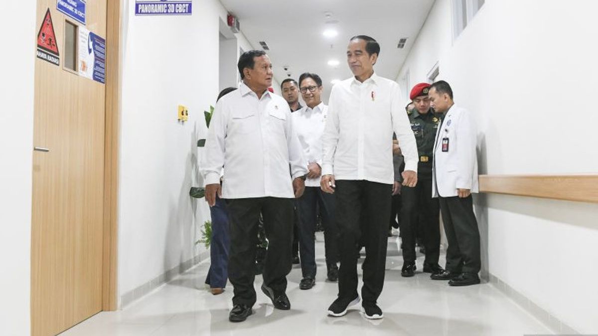 Prabowo Dijadwalkan Terima Kenaikan Pangkat Kehormatan dari Jokowi