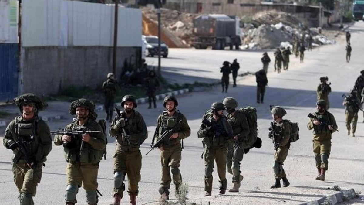 يوبير الرئيس الفلسطيني: الاحتلال الإسرائيلي في جميع أنحاء الأراضي الفلسطينية يجب أن ينتهي به الحديث السلمي فقط