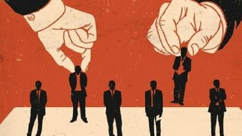 Banyak Kegaduhan, Presiden Prabowo Harus Pertimbangkan Reshuffle Kabinet