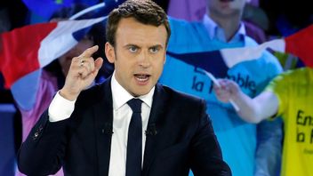 Presiden Macron Enggan Beri Vaksin AstraZeneca Bagi Warga Lansia Usia 65 Tahun ke Atas