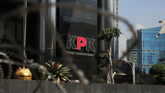 エディ・プラボボの妻のスタッフ、ATMコンテナ賄賂ベヌールのKPK