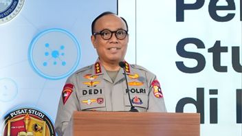 ضد التغيرات الزمنية ، الشرطة الوطنية تطور مختبر العلوم الاجتماعية في أكبول