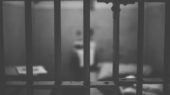 投資を装った詐欺で逮捕されたシマルングンのパストリ、被害者は数十億ルピアを失う