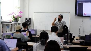 DPR Soroti Penurunan 40 Persen Mahasiswa Baru PTS Imbas PTNBH