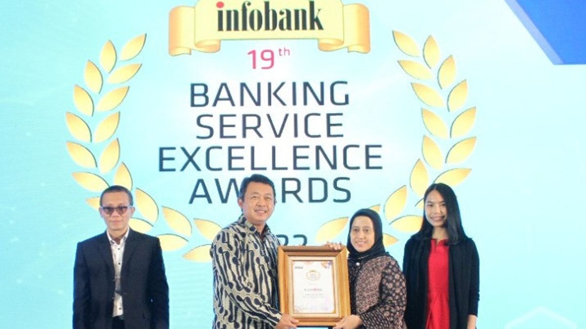 Bank DKI Wins Infobank Banking Service Excellence Award 2022