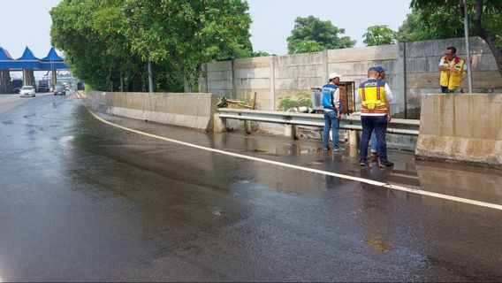 水たまり、セディアトモ有料道路のラリン流が正常に戻る