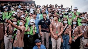Tak Kalah Menarik dengan Luar Negeri, Menparekraf Sandi Uno Ajak Mahasiswa Berlibur ke Destinasi Wisata Indonesia