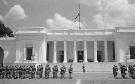 Sejarah Istana Merdeka: Mengapa Dibangun Berdekatan dengan Istana Negara?