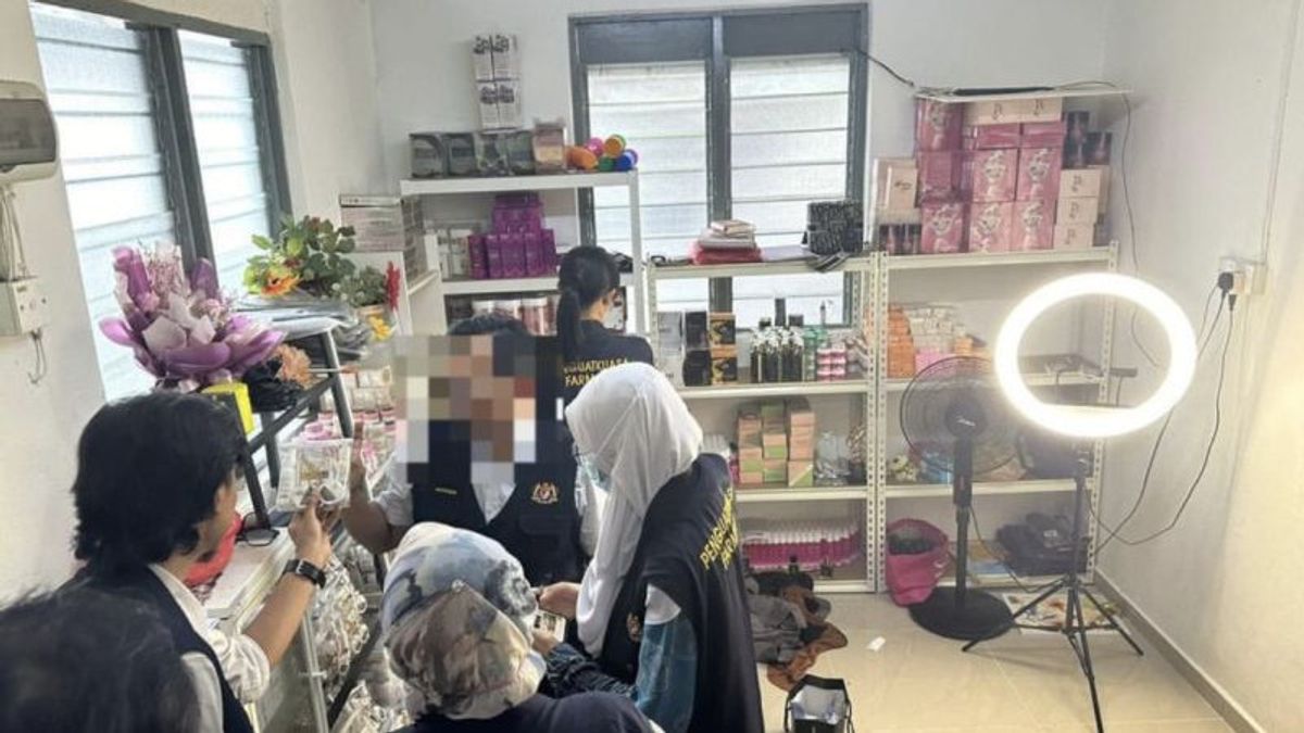 3周前,3名印度尼西亚公民未经许可出售化妆品和美容,在马来西亚被捕