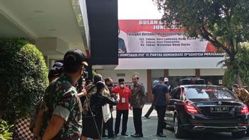 Will Give Speech, Jokowi Arrives At PDIP National Working Meeting