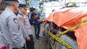 Polisi Buru Pemilik Mobil Kapasitas 500 Liter yang Terbakar Saat Mengetap BBM di Samarinda