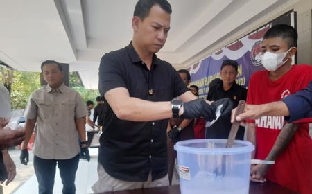 Ratusan Kilogram Sabu dari Dua Tersangka Dimusnakan di Polda Jateng