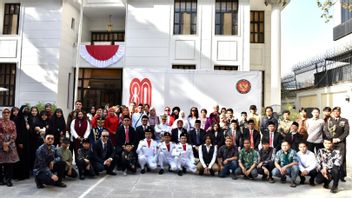 印度尼西亚共和国成立80周年,印度尼西亚驻德黑兰大使馆为印度尼西亚公民的愿望网络举办了各种竞赛冠军