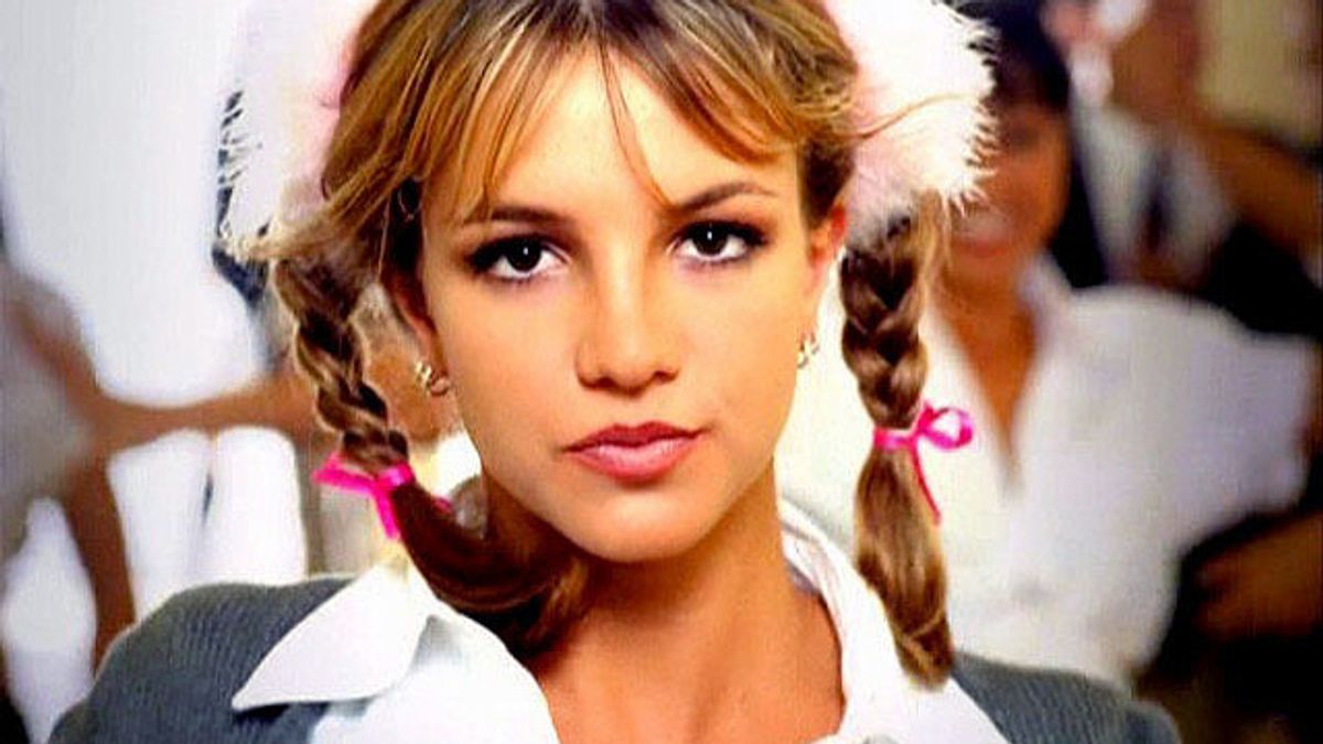 Sauvé Adolescents Des Années 90 Grâce à Son Travail, Britney Spears A Maintenant Besoin De Fans Pour Sortir De La Supervision De Son Père