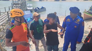 Kapal Pencari Cumi-Cumi Ditabrak Tongkang, Satu ABK Hilang Tenggelam