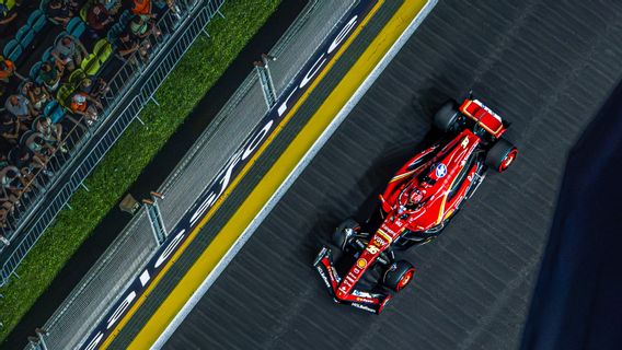 Leclerc Justru Waspada dengan Kehadiran Lewis Hamilton di Ferrari