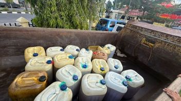 Solar, 6 Vehicles and 31 Jeriken Seized by Bungo Jambi Police