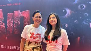 Wearing a Prosthetic Mask, Fergie Brittany Suffers a Panic Attack and Has Difficulty Eating in the AIN Film