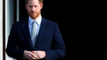 Pangeran Harry Dituduh Menghina Ratu Elizabeth