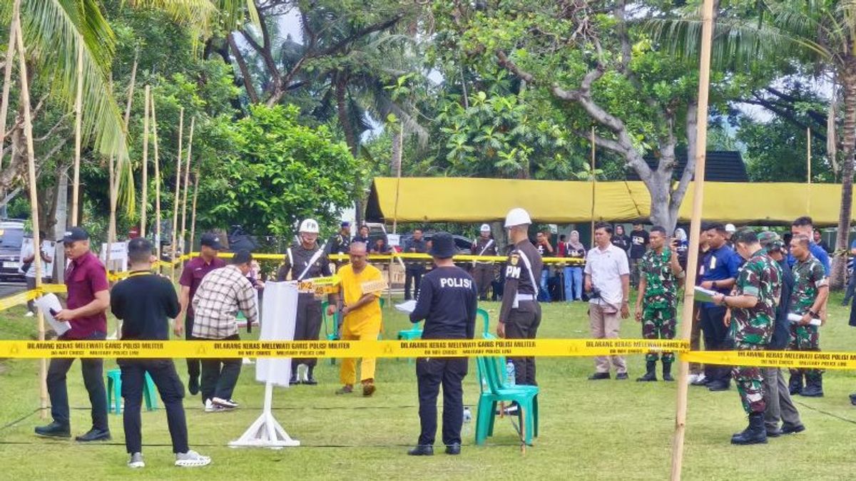 Police Reconstruction Shot During Cockfighting Gambling Raid On Way Kanan Lampung, 71 Scenes Shown