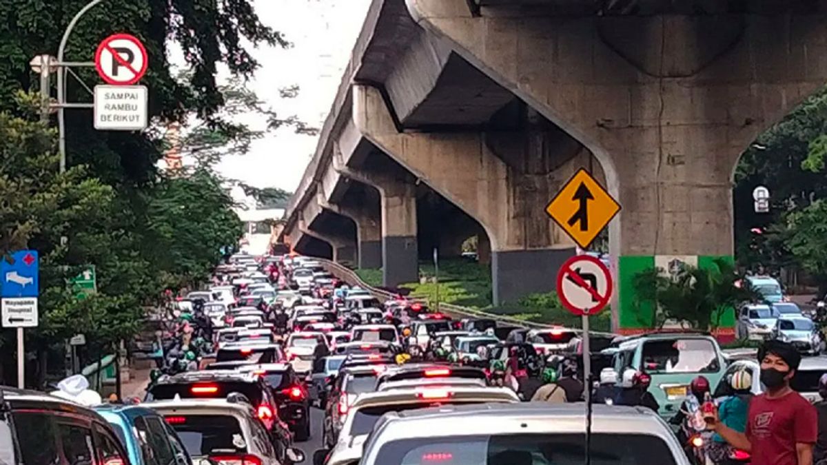 Le programme de Jakarta mobile gère un prétexte pour surmonter la congestion