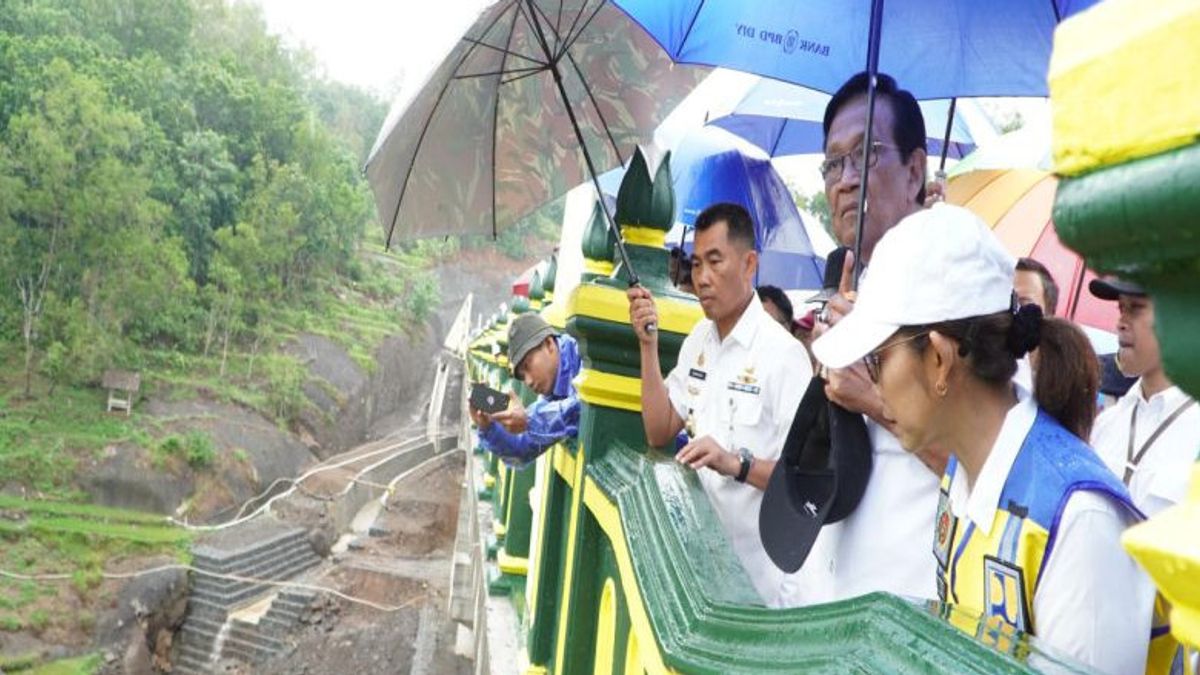 Sultan Inaugurates Jalan Tawang-Ngalang Gunungkidul