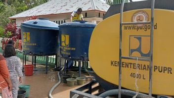 الاستجابة للطوارئ ، توفر وزارة PUPR مياه نظيفة لضحايا فيضانات غرب سومطرة